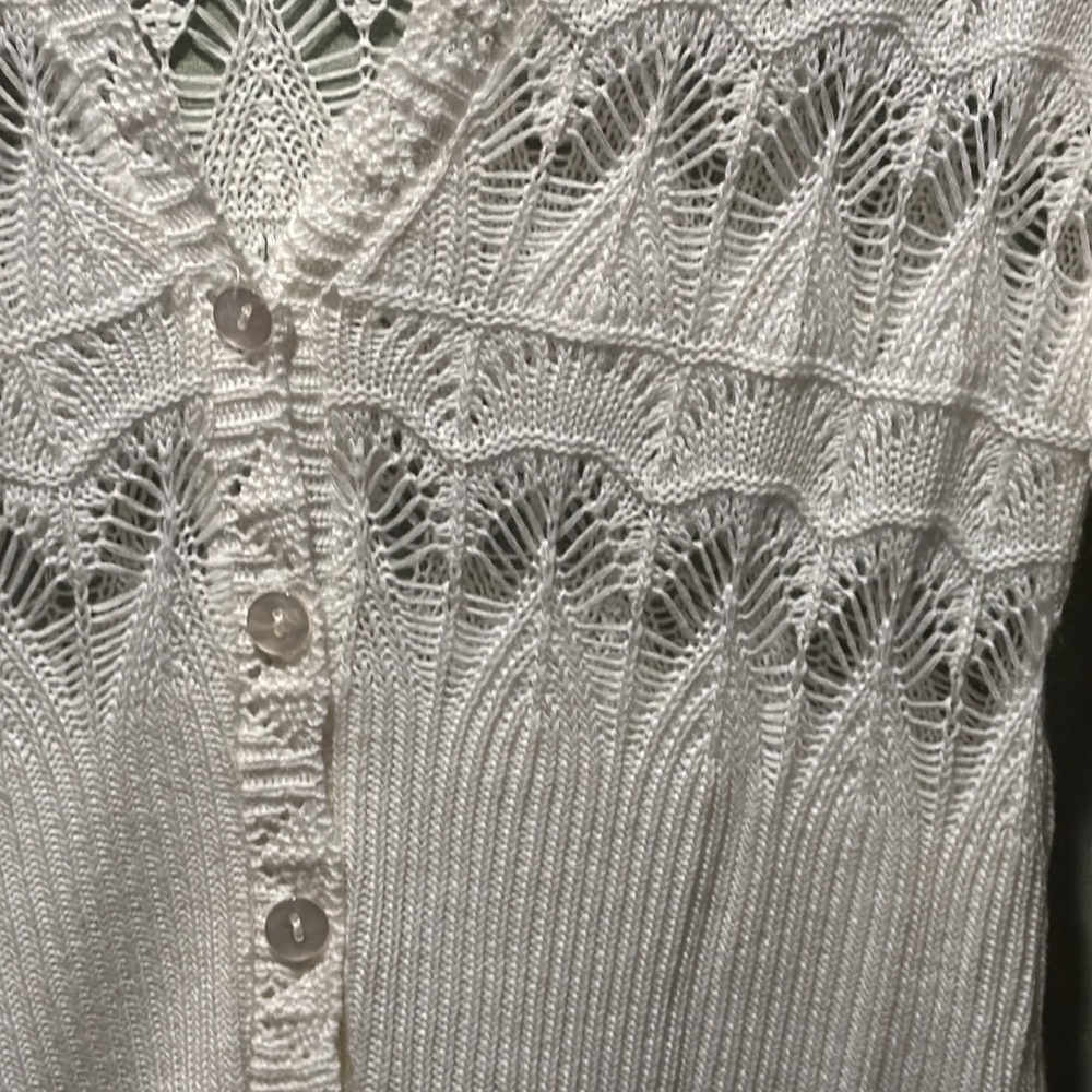 CB Design sweater - Picture 3 of 6